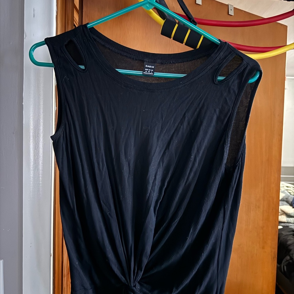 Black Sleeveless Top